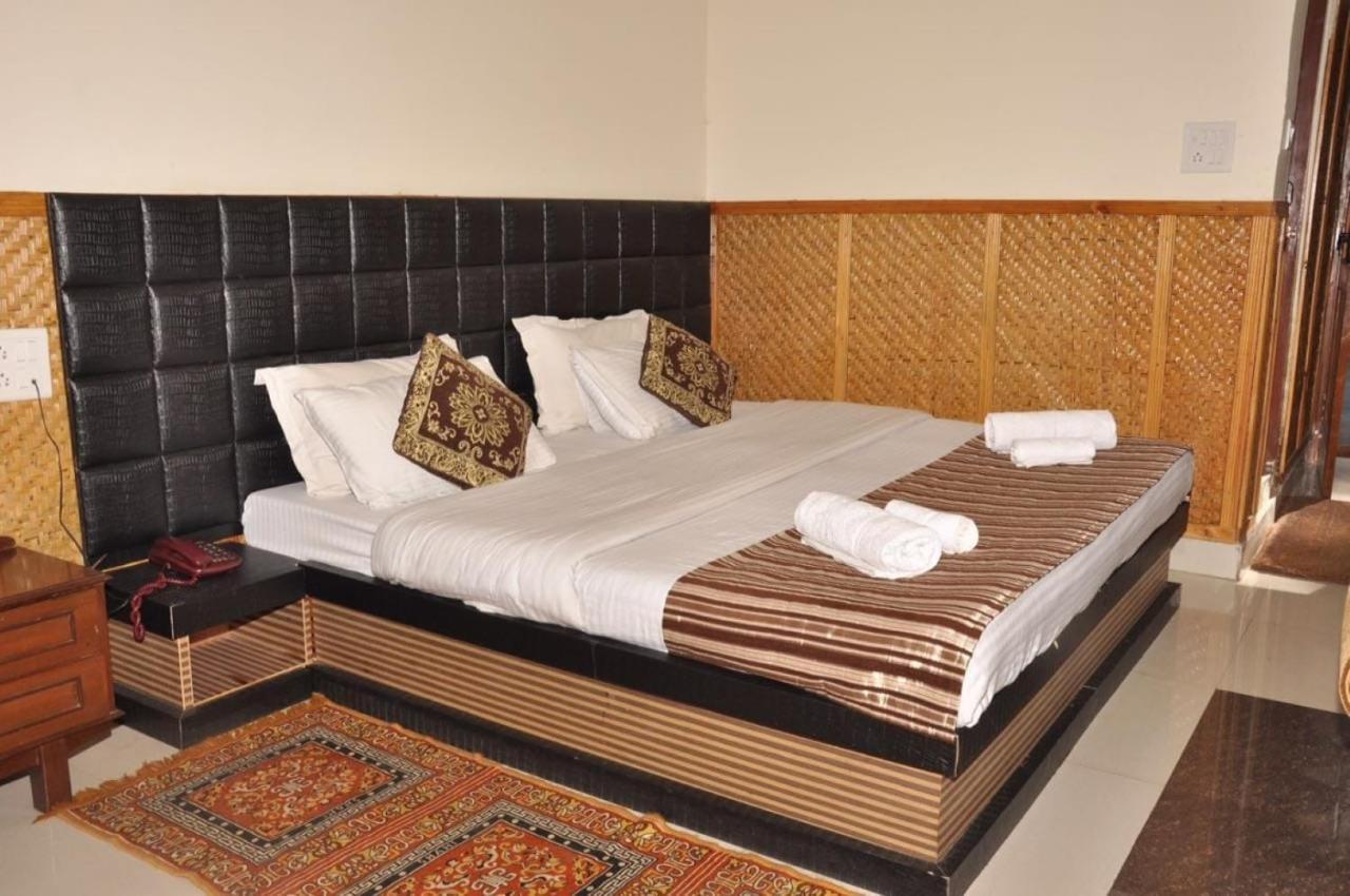 Himalaya Mount View Resort Kausani Eksteriør bilde