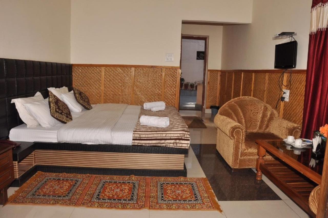 Himalaya Mount View Resort Kausani Eksteriør bilde