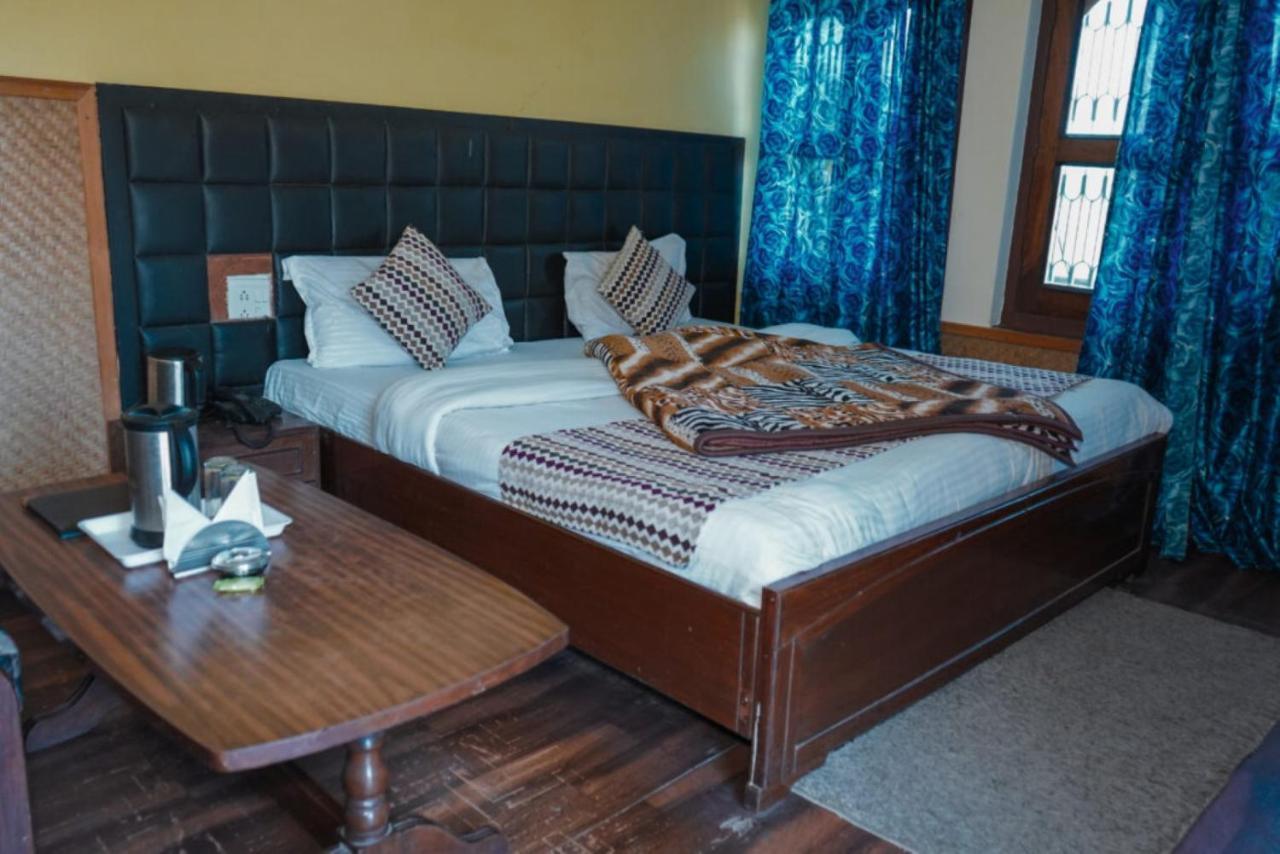Himalaya Mount View Resort Kausani Eksteriør bilde