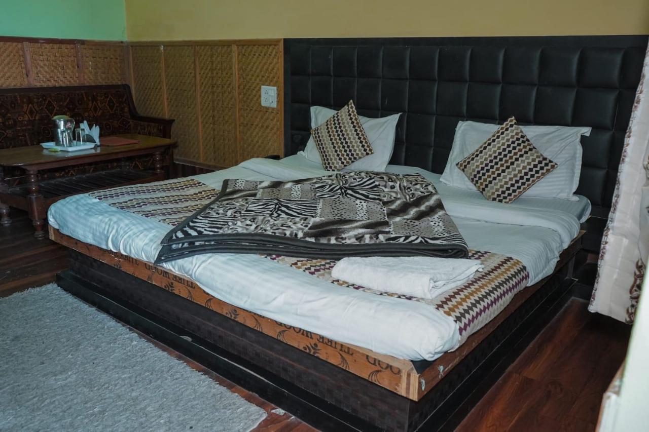 Himalaya Mount View Resort Kausani Eksteriør bilde